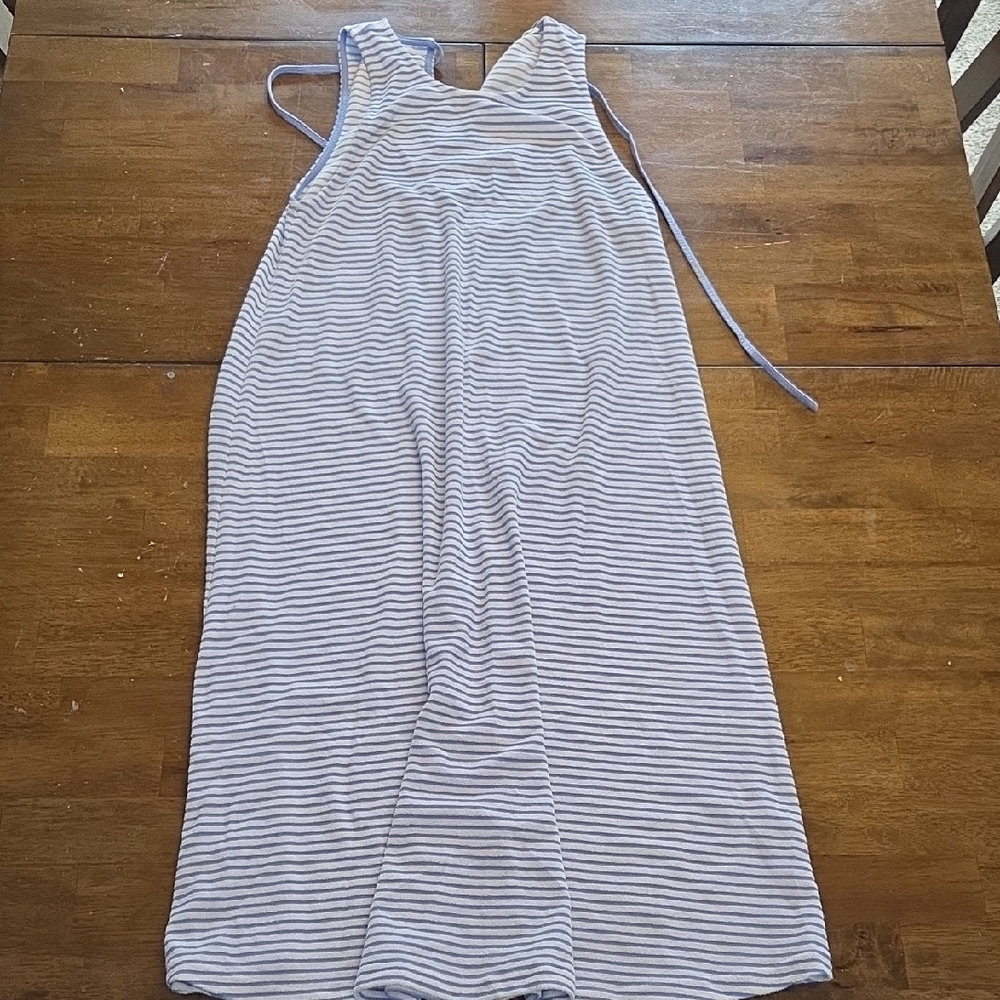 Elegant Striped Maxi Dress in Blue and White